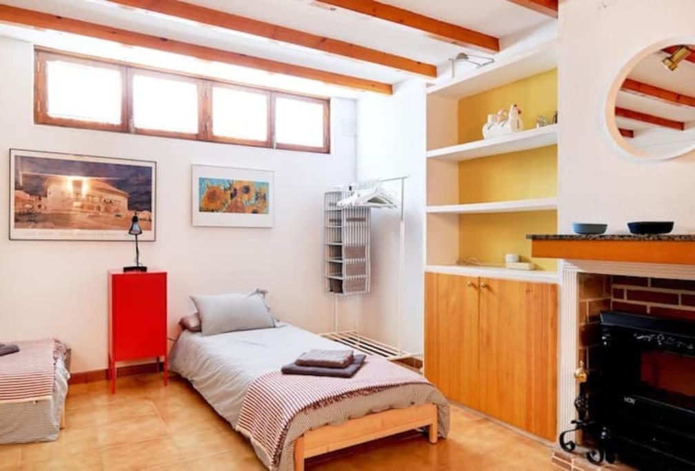 Villa Magerit, Entire Home 5 Minutes Easy Walk To Sandy Beach Ла-Мата Экстерьер фото